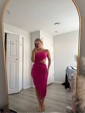 South Moon Under Fuchsia One-Shoulder Cutout Midi Dress